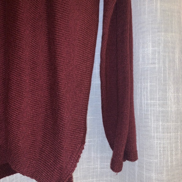 Maroon sweater from Old Navy. - Picture 3 of 6
